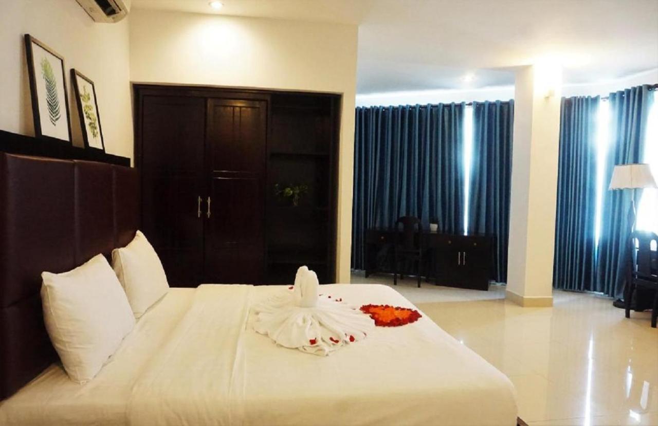 Tehana Beach Hotel Da Nang Exterior photo