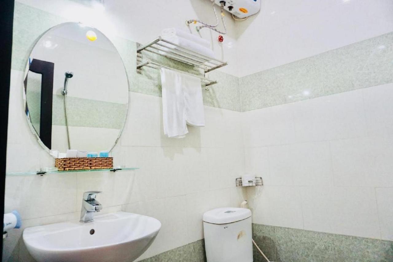 Tehana Beach Hotel Da Nang Exterior photo